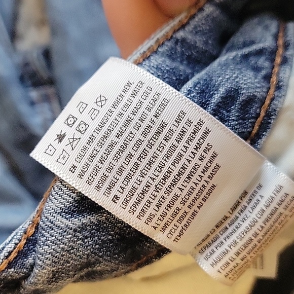 American Eagle Tom Girl Hi-Rise Distressed Jeans, Women's Size 6 Long - Picture 8 of 10